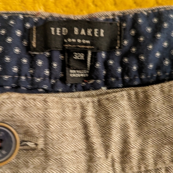 2 pairs of ted baker chinos slim fit - Picture 4 of 9